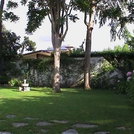 Teodora Villa