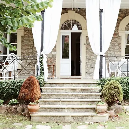 Villa Teodora *